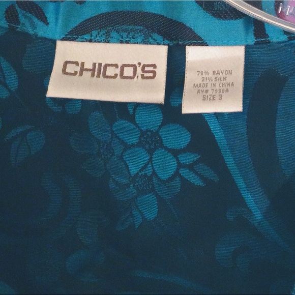 🌺SOLD🌺Chico’s | Blue Floral Print BlazeR - Picture 3 of 4